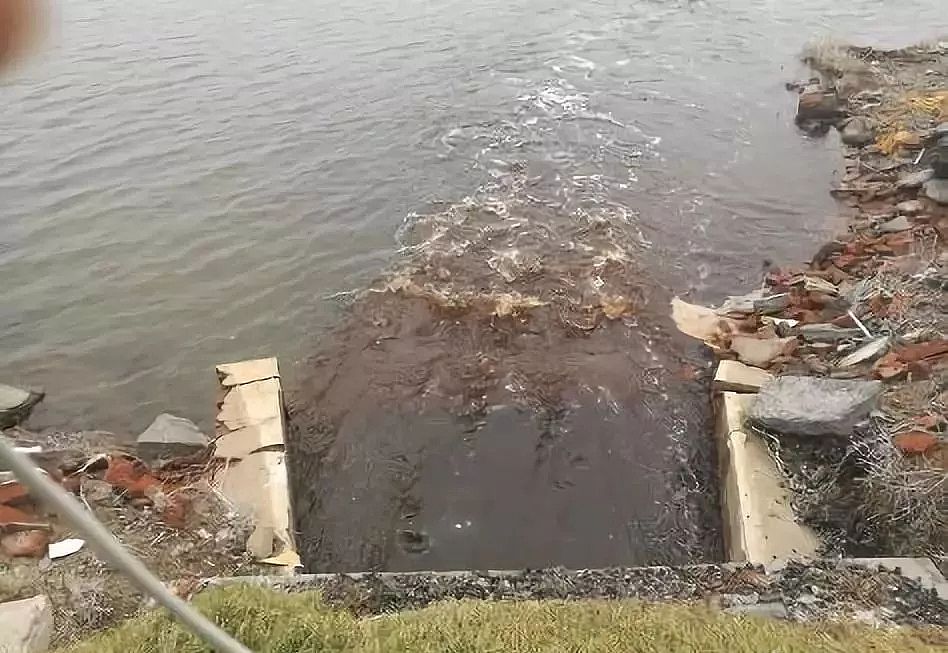 堿式氯化鋁BAC生產(chǎn)廠家重磅3天偷排污水3.9萬(wàn)噸,罰款50萬(wàn)?千畝酸性滲坑,罰30萬(wàn)?