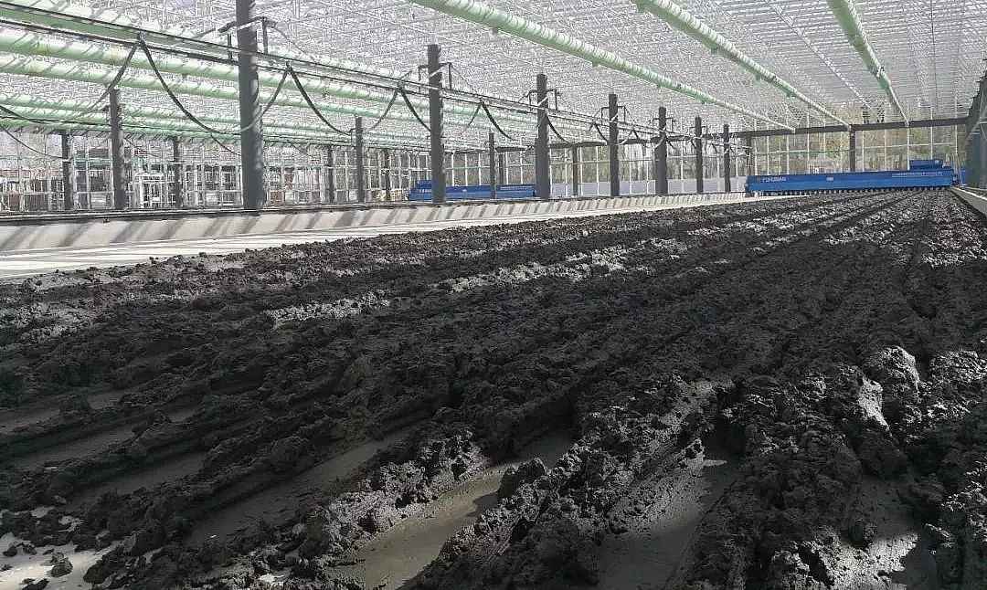 精制陽離子聚丙烯酰胺生產(chǎn)廠家污泥處理處置的定義及存在的問題和解決方案