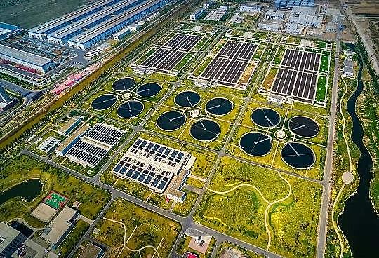 ��Ҏ����������������MBBR���a�S�ҹ��I�Uˮռ�ȸߣ���ˮ̎��S��Ό��F�ͳɱ��ߘ˜ʷ����_��