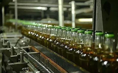 乙酸鈉碳源廠家蘇州污水處理廠喝上“雪花啤酒”,放錯(cuò)位置的資源有了新出路!