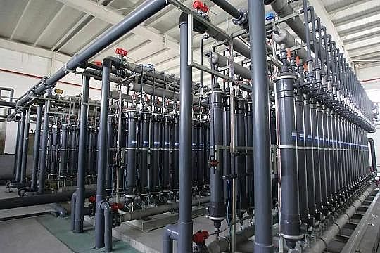 ���x�۱�ϩ����PAM�S�Ұl(f��)��ˮ�����з�ֹĤ��Ⱦ���A̎����ˇ�x��