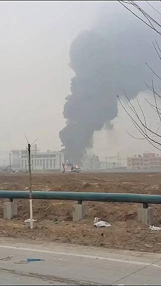 2022���iɰ�V�ϏS��ʯ���fһ�����Sͻ�l(f��)��𣬬F(xi��n)��(ch��ng)����������ը!